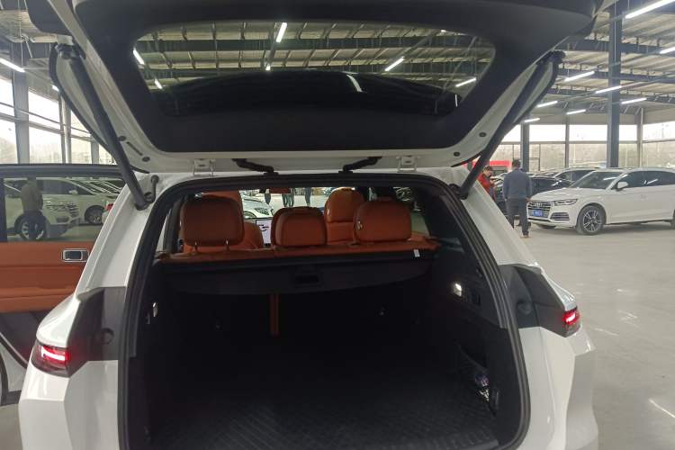 Used Li Auto L6 2024 Pro Model