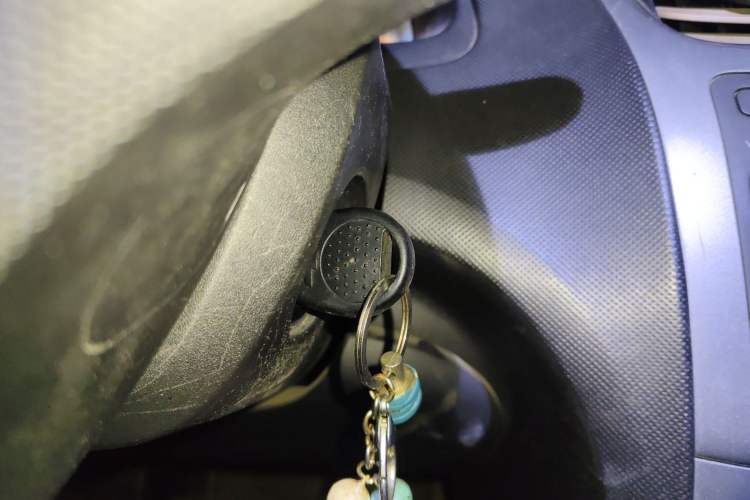 Used Chevrolet Sail 2013 Sedan 1.2L Manual Fashionable Happiness Edition