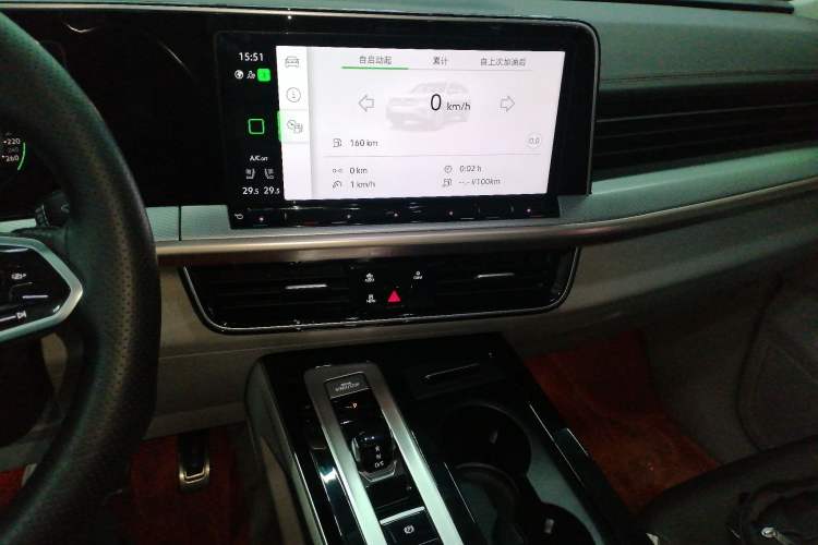 Used Volkswagen Tavendor 2023 380TSI Four-Wheel Drive R-Line Cruise Edition Audio And AC Panel