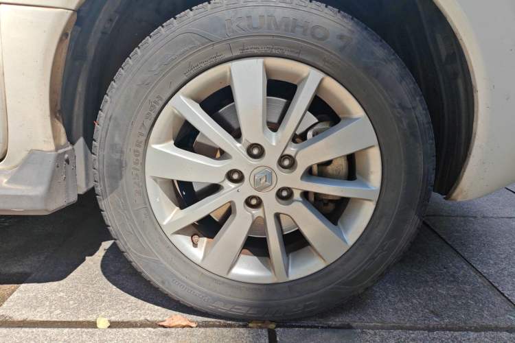 Used Renault Koleos 2014 Revised Version 2.0L Two-Wheel Drive Fashion Edition