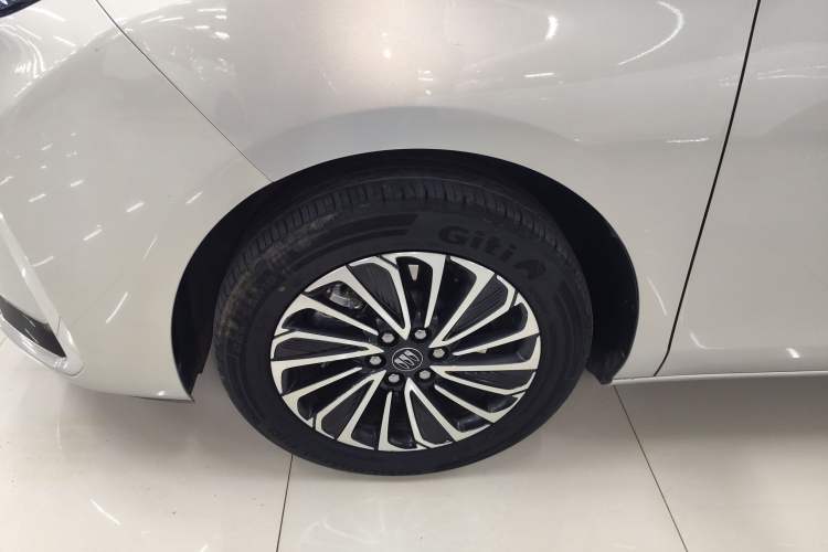 Used Buick GL8 New Energy 2025 Lu Shang Luxury Edition 7-Seater
