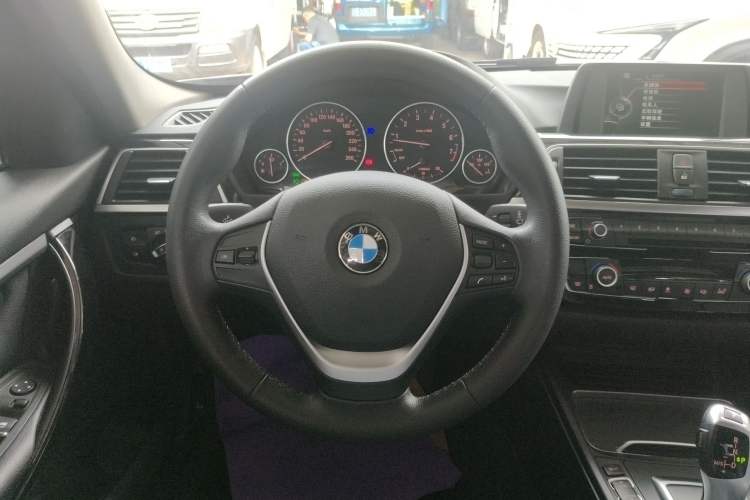 Used BMW 3 Series 2016 320Li Ambition Model Steering Wheel