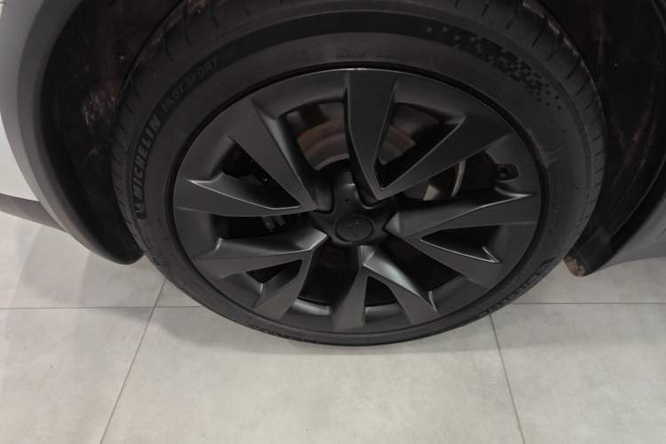 Used Tesla Model X 2023 Dual-Motor All-Wheel-Drive Version