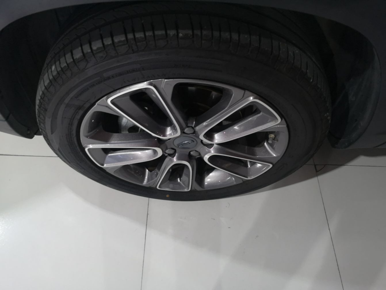 Geely Auto icon 2026 Model Chocolate 1.5TD Pure & Refined Edition — снимка 10