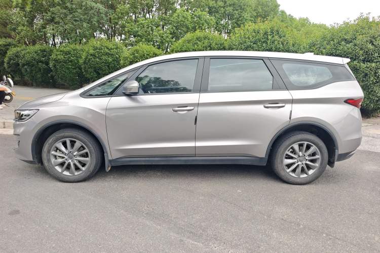 Used Geely Auto Jiajie 2021 Zhijing 1.5TD Manual Standard Model Left Side