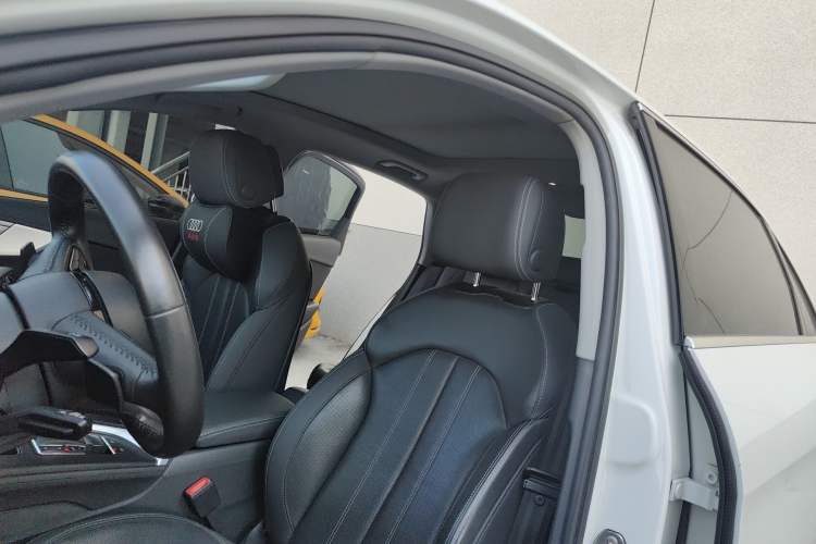 Used Audi A4L 2020 40 TFSI quattro Luxury Dynamic Model