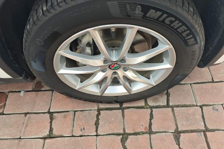 Used Alfa Romeo Stelvio 2017 2.0T 200HP Elite Edition
