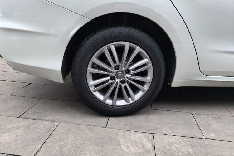 Used Citroen C4L 2014 1.8L Intelligent Drive Automatic Dynamic Model Right Rear Wheel Hub