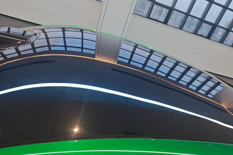 Used Xiaomi Auto YU7 2025 Ultra-Long Range High-Performance All-Wheel-Drive Max Edition
