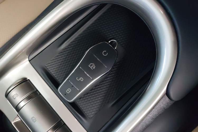 Used BYD Dolphin 2023 420 km Fashion Edition
