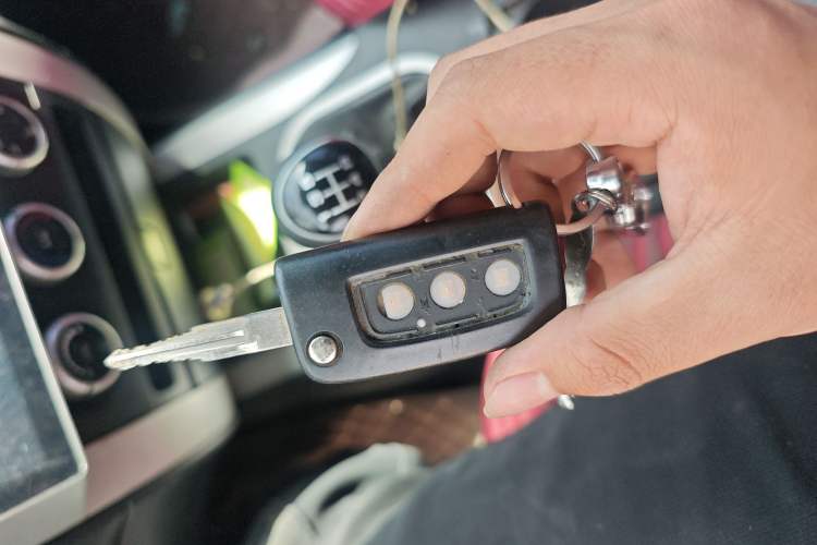 Used Foton Tunland 2016 2.8T E3 Diesel Long Wheelbase Two-Wheel Drive Comfort Edition BJ493ZLQ4