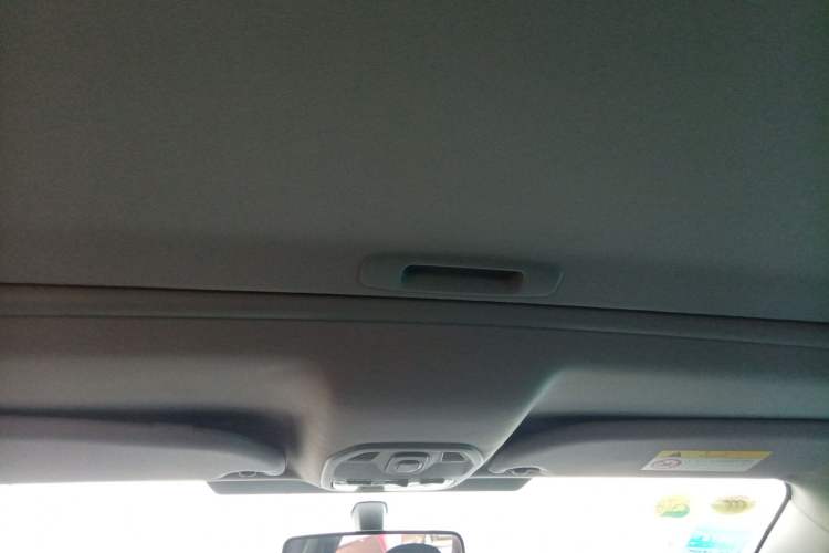 Used Peugeot 301 2014 1.6L Automatic Luxury Edition Headliner