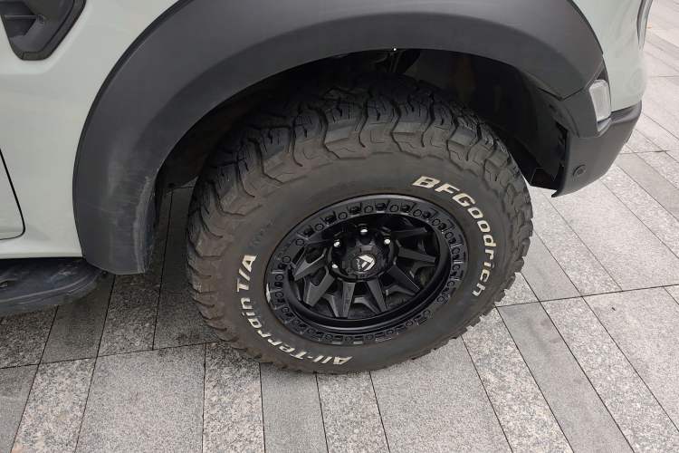 Used Ford Ranger 2025 Sand Fox Special Edition Gasoline Right Front Wheel Hub