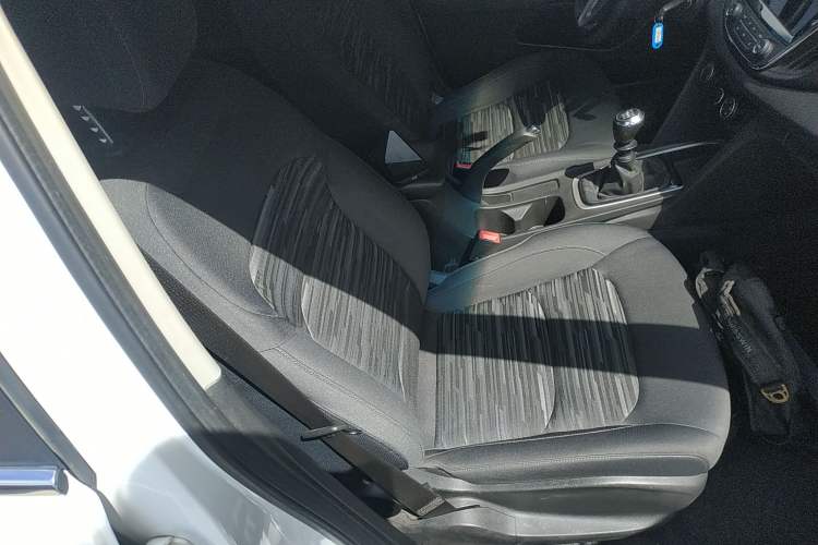 Used Chevrolet Monza 2019 320T Manual Xinxin Edition China VI Right Front Seat