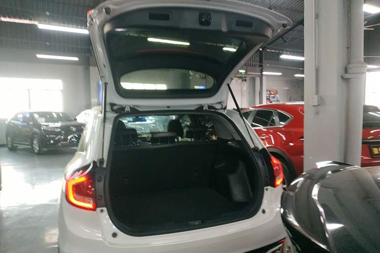 Used Honda Jade 2020 1.8L automatic Comfort version
