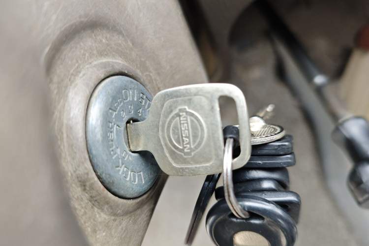 Used Nissan D22 2011 2.4L Gasoline Two-Wheel Drive Standard Version Vehicle Key