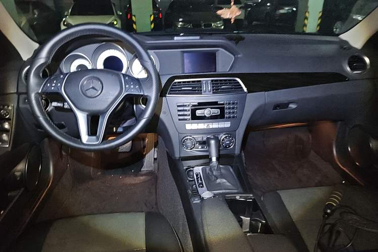 Used Mercedes-Benz C-Class 2013 C 260 Fashion Edition Grand Edition
