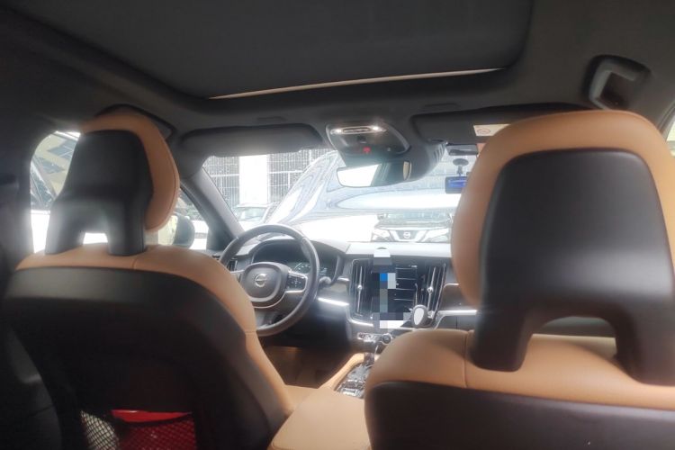 Used Volvo S90 2018 T4 Zhiyuan Edition
