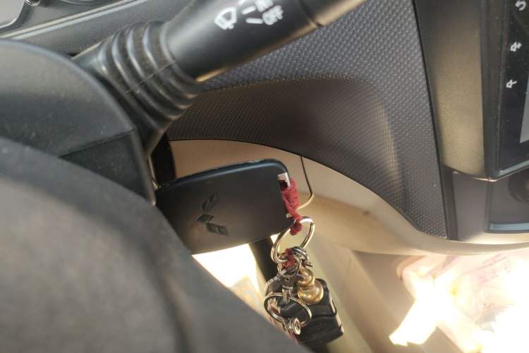 Used Wuling Hongguang 2014 1.5L S Comfort Model Vehicle Key