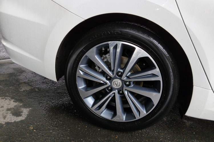 Used CHANGAN Raeton CC 2018 1.5T Automatic Zhiya Model China V Standard
