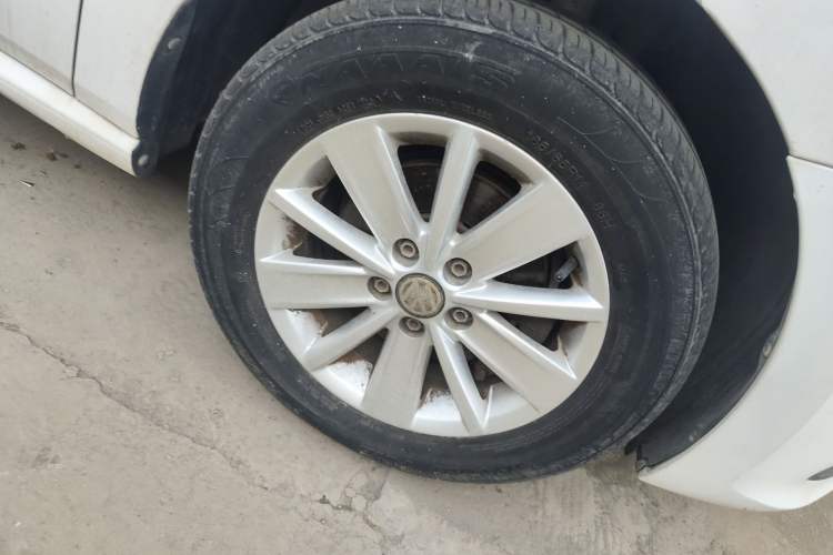 Used Volkswagen Polo 2016 1.4L Manual Fashion Model
