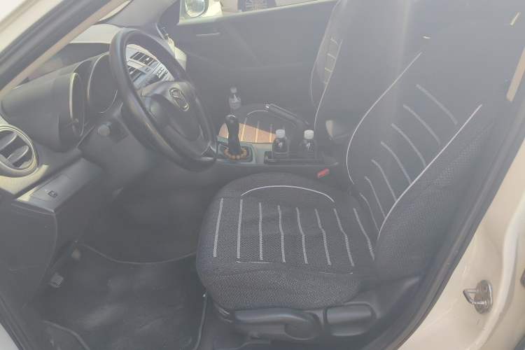 Used Mazda 3 2012 Hatchback 1.6L Manual Comfort Model