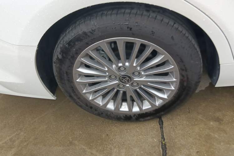 Used Toyota Camry 2024 2.0G Prestige Edition
