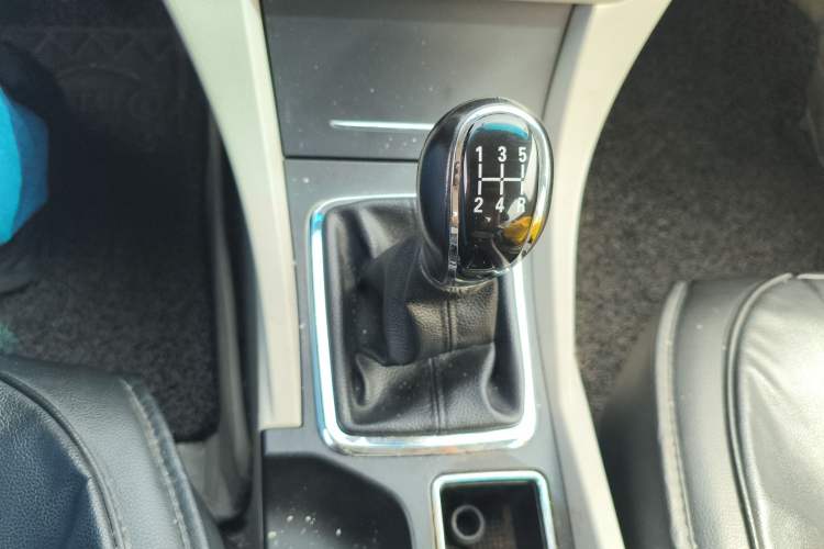 Used Geely Auto Emgrand 2016 Sedan 1.5L Manual Luxury Model
