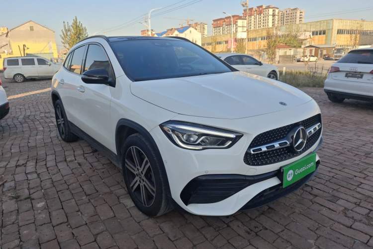 Used Mercedes-Benz GLA 2023 GLA 220 4MATIC
