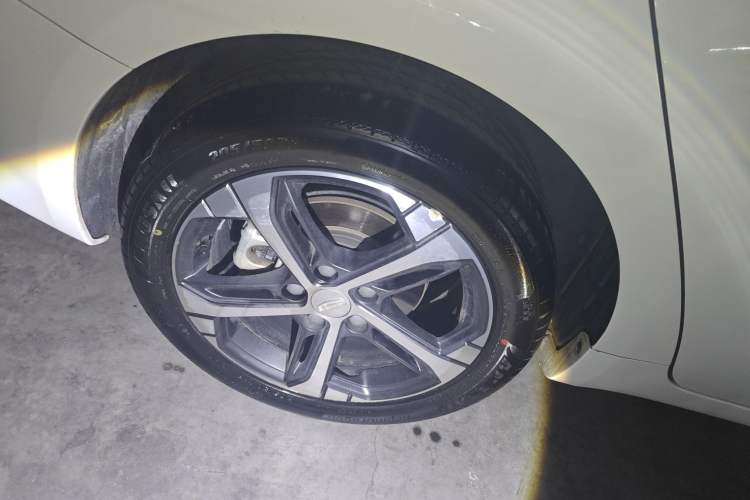 Used Geely Auto Emgrand L 2022 1.4T CVT Flagship Edition