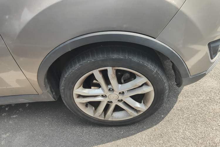 Used CHANGAN CS35 2017 1.6L Automatic Luxury Model Right Front Wheel Hub