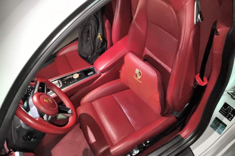 Used Porsche 718 2016 Cayman 2.0T