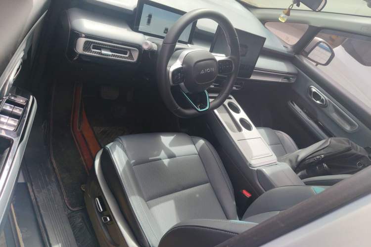 Used AION Y 2023 Younger Star Edition Left Front Seat