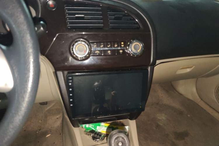 Used Soueast V3 Lingyue 2014 1.5L Manual Entry-Level Version Audio And AC Panel