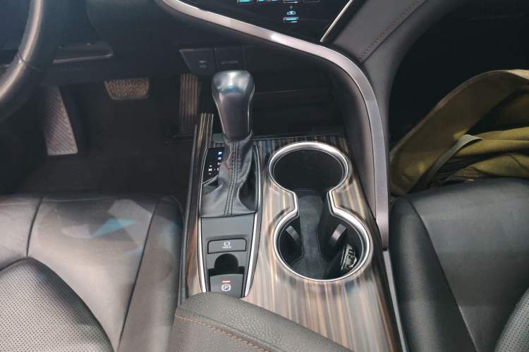 Used Toyota Camry 2019 2.0G Luxury Edition China VI Standard
