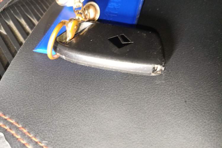 Used Baojun RM-5 2019 1.5T Manual Elite Version with 24-Hour Online Service 6 Seats