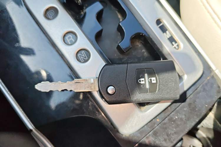 Used Mazda 6 2011 2.0L Automatic Luxury Version Vehicle Key