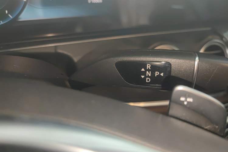 Used Mercedes-Benz E-Class 2018 Facelift E 200 L Sport Edition