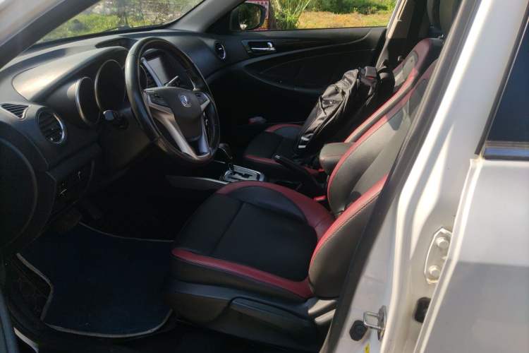 Used CHANGAN Eado 2015 1.6L Automatic Junku Model China IV Standard Left Front Seat