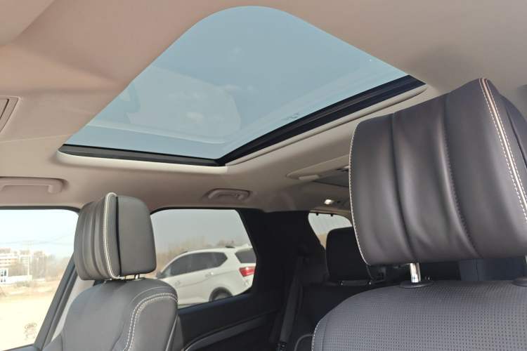 Used Land Rover Discovery 2017 3.0 SC V6 First Edition Limited Edition
