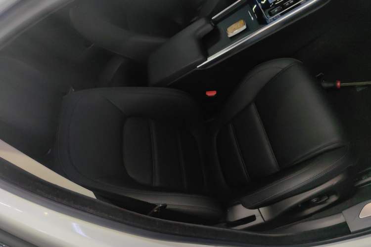 Used Jaguar XEL 2020 2.0T 250 PS SE Tech-Elegant Edition