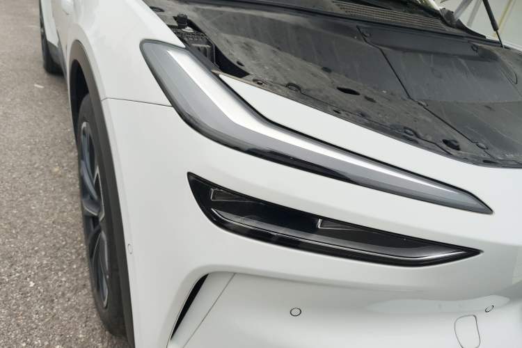 Used ONVO L60 2024 60 kWh Rear-Drive Version