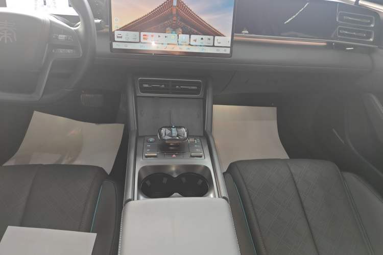 Used BYD Qin L 2025 DM-i Smart Drive 120KM Excellence Model