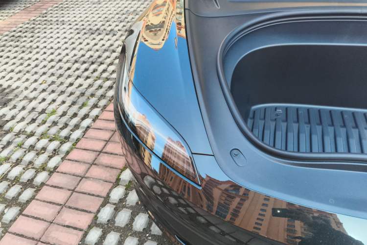 Used Tesla Model 3 2025 Model Revised Rear-Wheel-Drive Version
