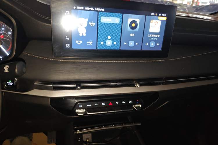 Used Wuling Jiachen 2022 1.5T CVT Smart Luxury Version