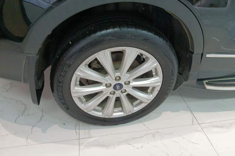 Used Ford Kuga 2017 EcoBoost 180 Two-Wheel-Drive Luxury Wing Edition
