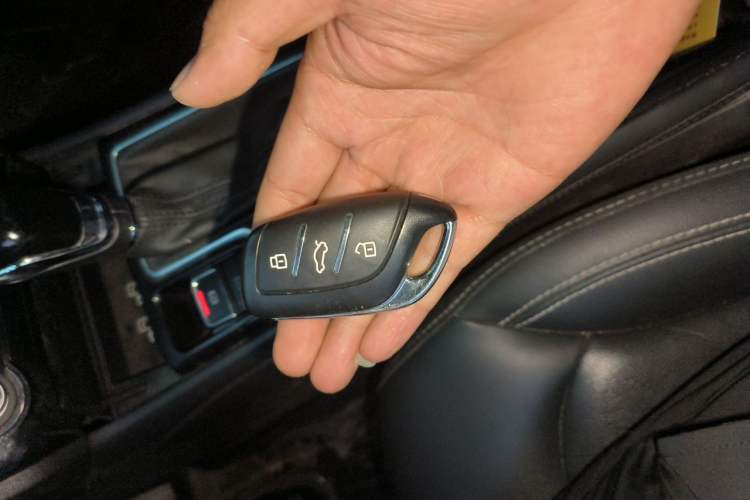 Used Roewe RX3 2018 1.6L CVT Flagship Edition
