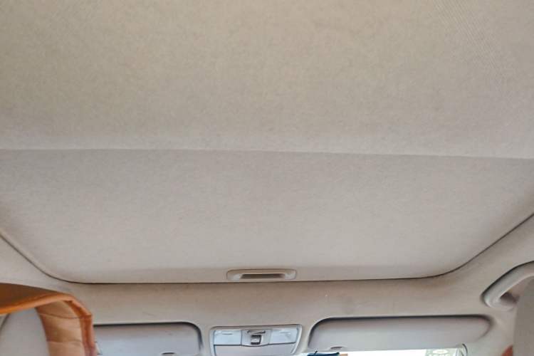 Used Hyundai Verna (older generation) 2014 1.4L Automatic Leading-Edge GLX
