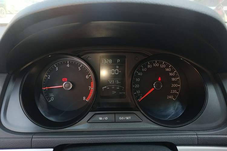 Used Volkswagen Lavida 2019 Lavida Start 1.5L Automatic Trendy Version China VI Standard Instrument Cluster