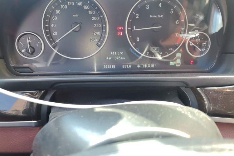 Used BMW 5 Series 2014 525Li Leading Model